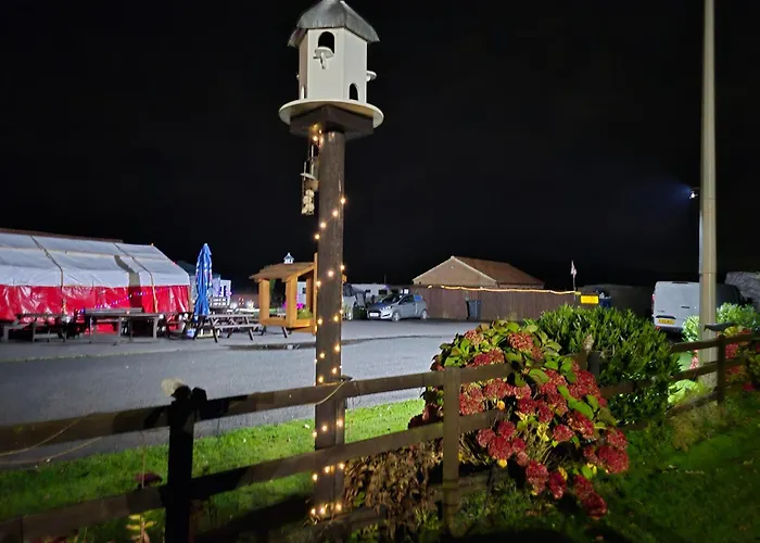 Swan House Guest house 4*