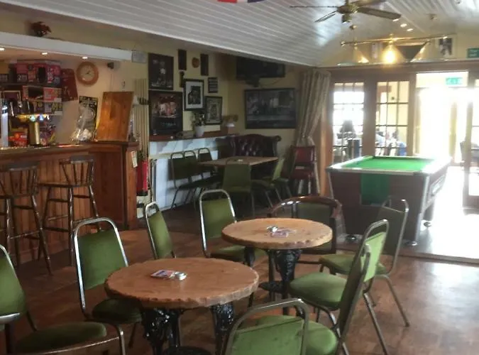 Guest house Swan House