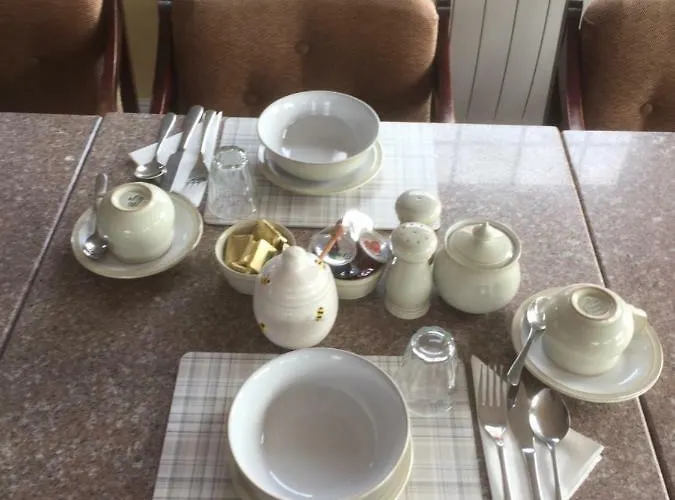 Guest house Swan House