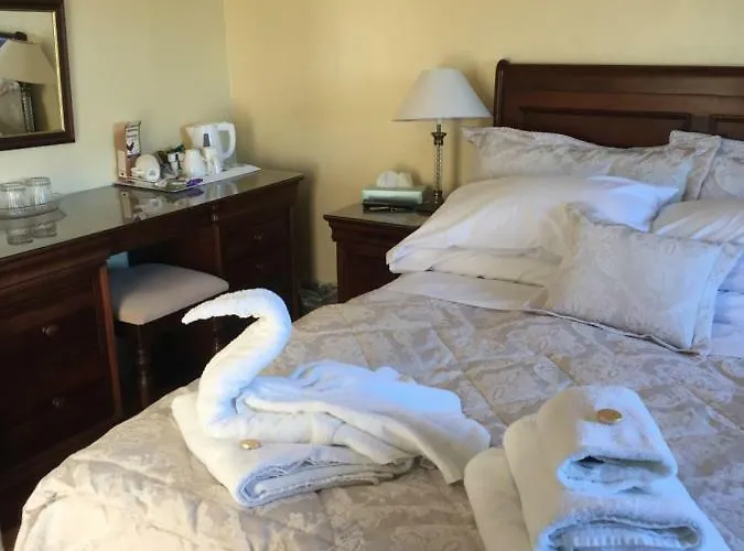 Guest house Swan House